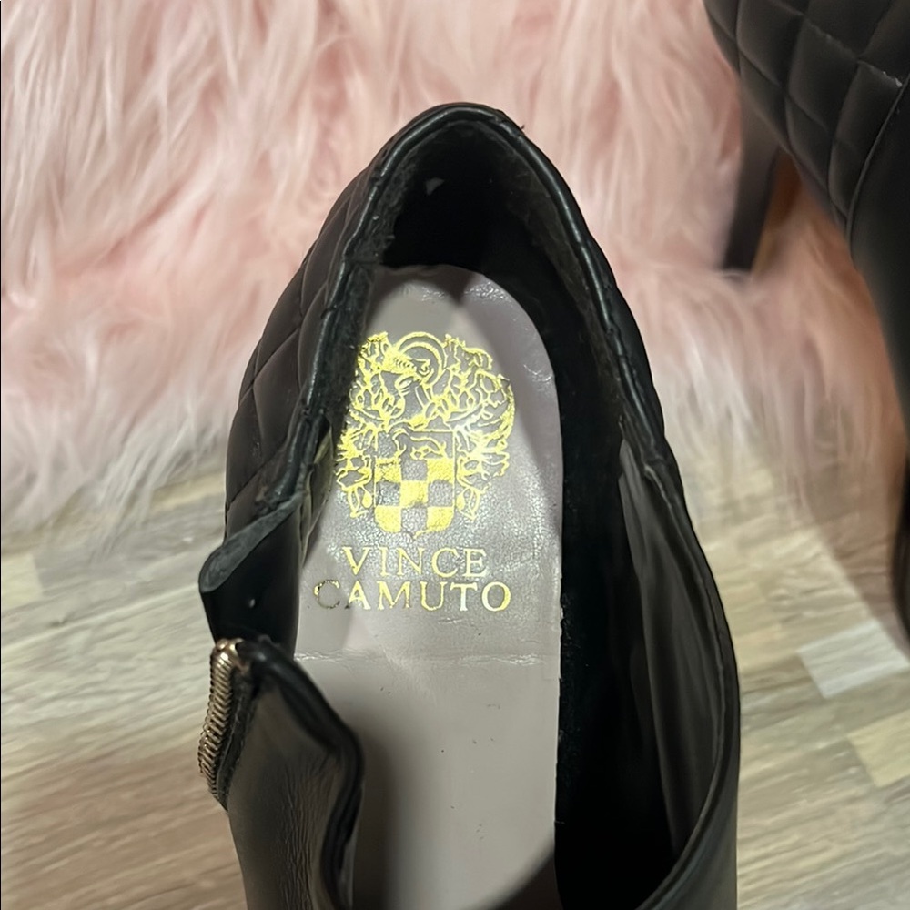 Vince Camuto Black Heeled Boots with Sleek Design
